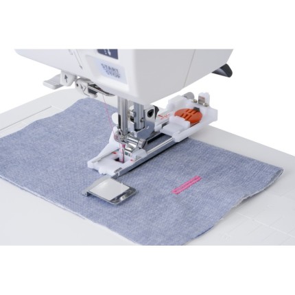 Janome Skyline S5 Machine à coudre électronique performante et intuitive