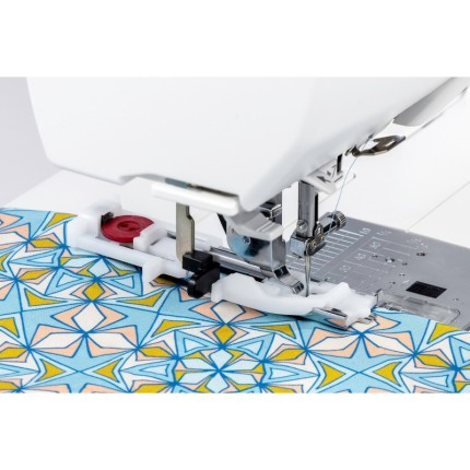 Janome Memory Craft 1000 – Machine à coudre et broder – MC1000