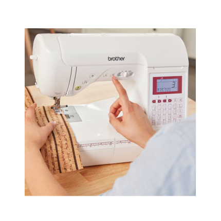 Brother Innov-is F400 | Machine à coudre 40 points | Garantie 3 ans