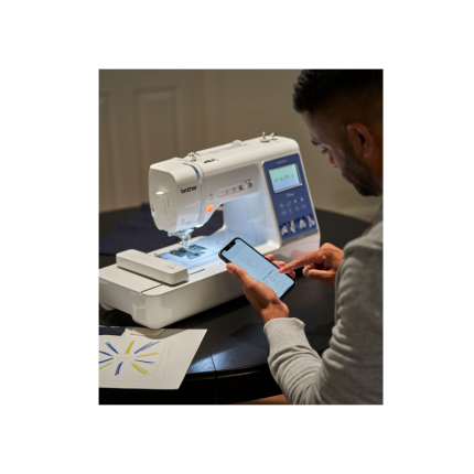 Brother Innov-is M380D | Machine à coudre et broder Disney | Garantie 3 ans