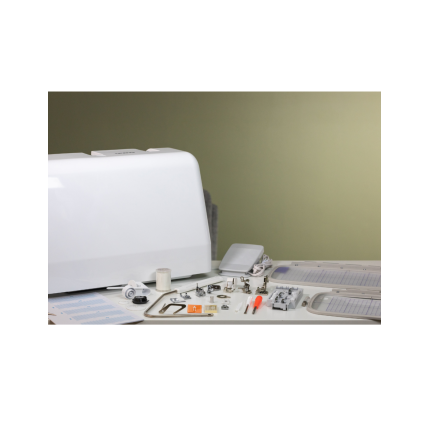 Machine à coudre et broder Brother Innov-is F580 | 241 points & 193 motifs