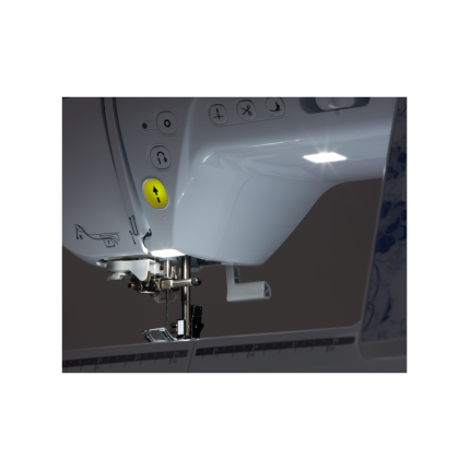 Machine à coudre et broder Brother Innov-is NV2700 | Broderie 260x160 mm