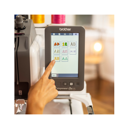 Machine à broder Brother PR1 Entrepreneur – Champ 300x200 mm – Garantie 5 ans